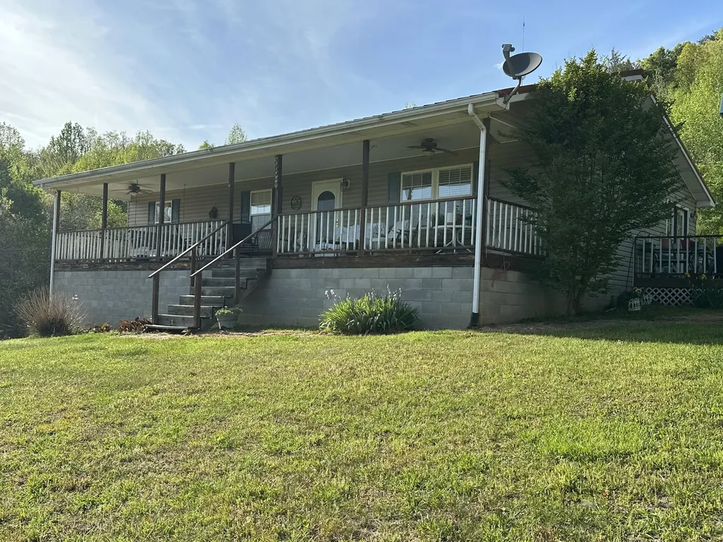 231 Cox Lane Williamsburg KY 40769