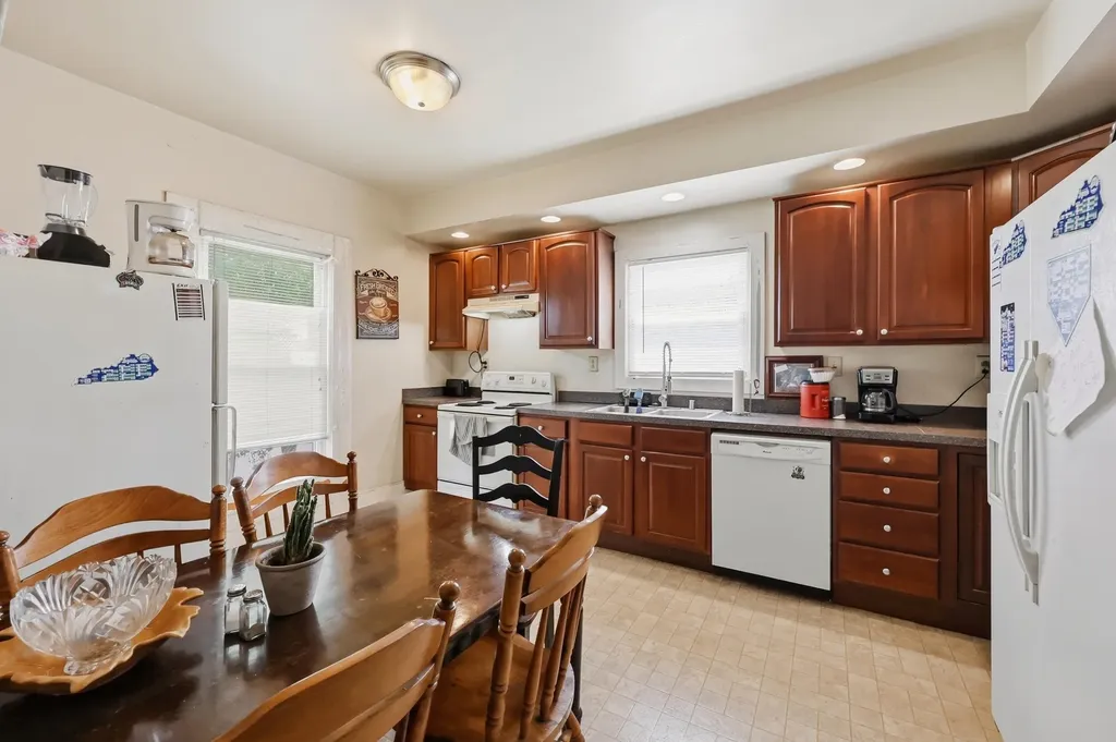 3135 Sewanee Lane Lexington KY 40509
