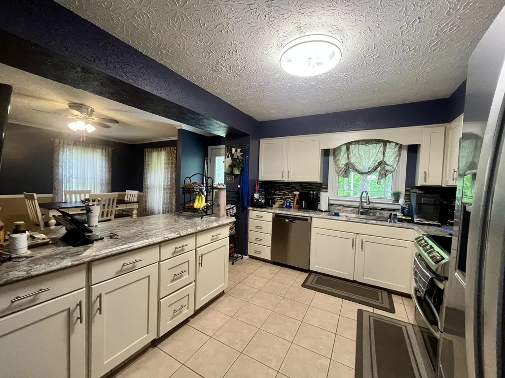 140 Tuit Acres Drive Corbin KY 40701