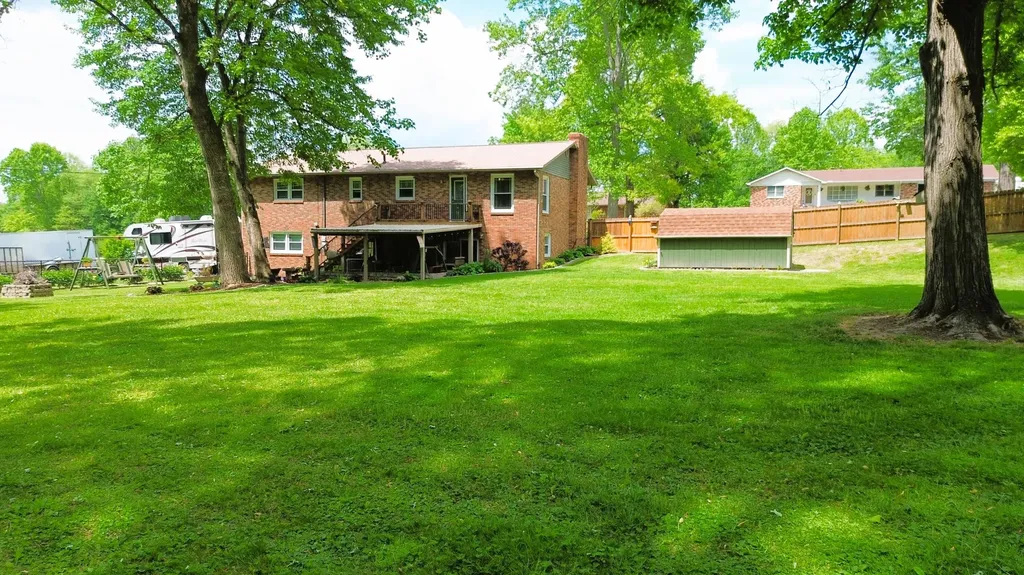 140 Tuit Acres Drive Corbin KY 40701
