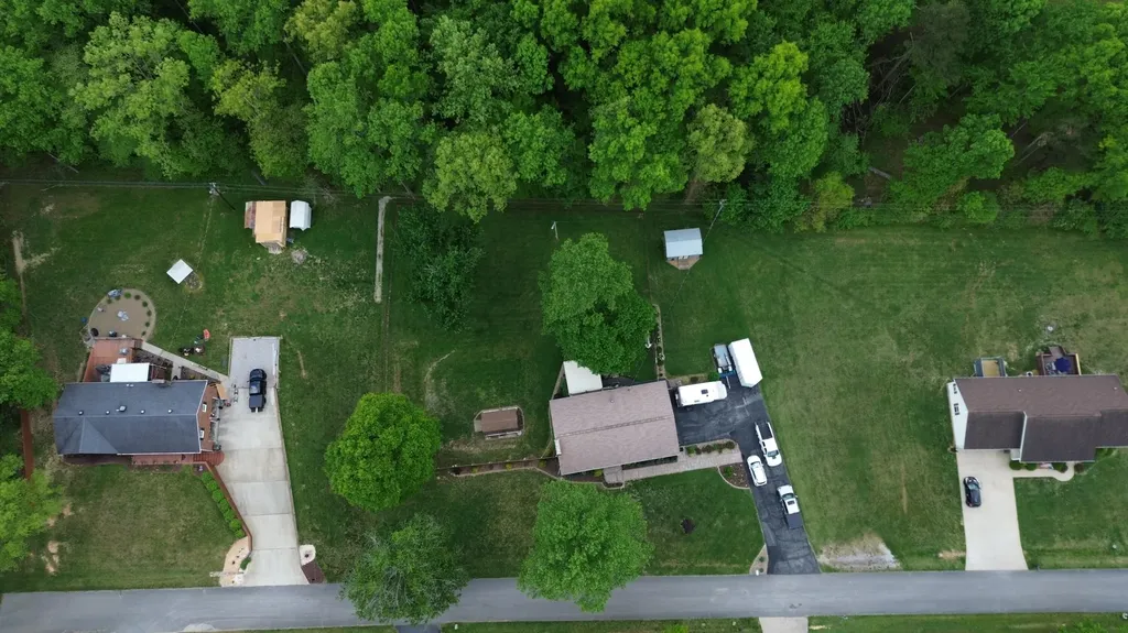 140 Tuit Acres Drive Corbin KY 40701