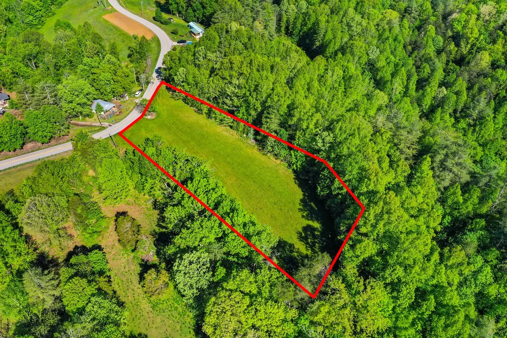 7777 State Highway 2016 Beattyville KY 41311