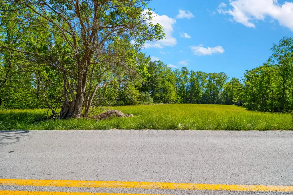 7777 State Highway 2016 Beattyville KY 41311