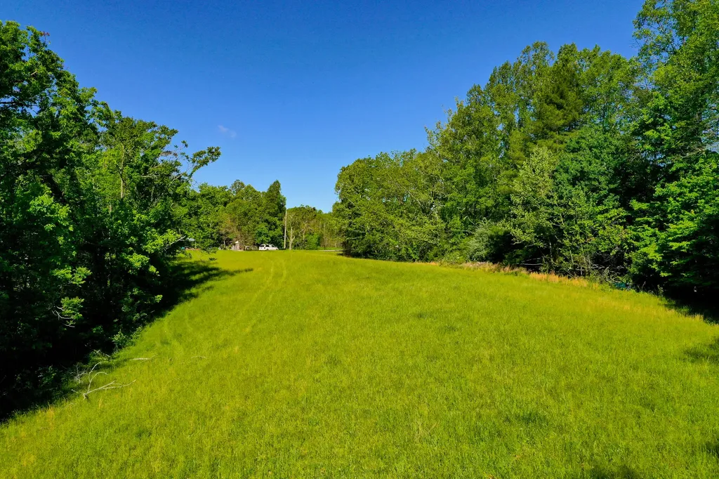 7777 State Highway 2016 Beattyville KY 41311