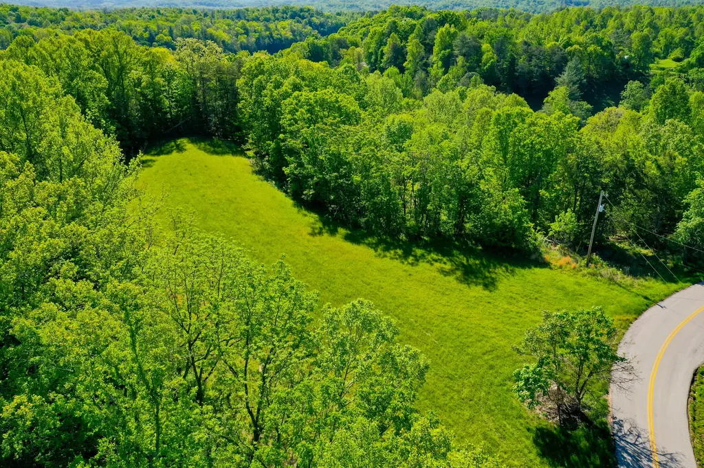 7777 State Highway 2016 Beattyville KY 41311
