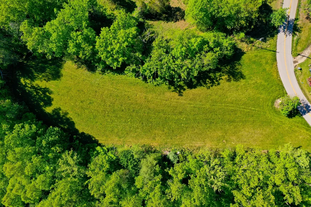 7777 State Highway 2016 Beattyville KY 41311
