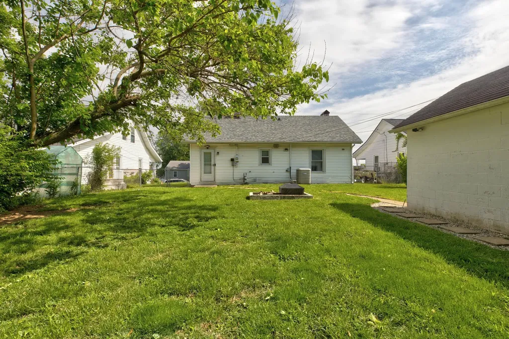 22 Magnolia Street Winchester KY 40391