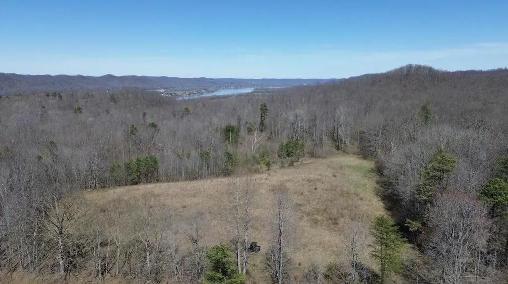11356 E Kentucky 10 Garrison KY 41141