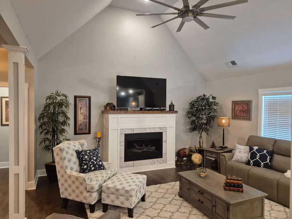 710 Goldenwood Drive Richmond KY 40475
