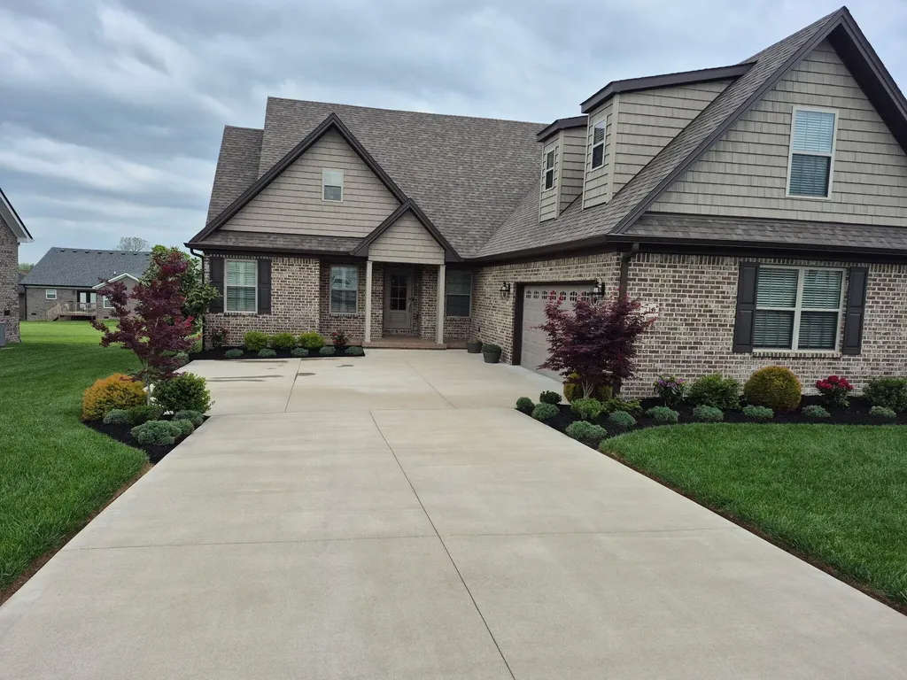 710 Goldenwood Drive Richmond KY 40475