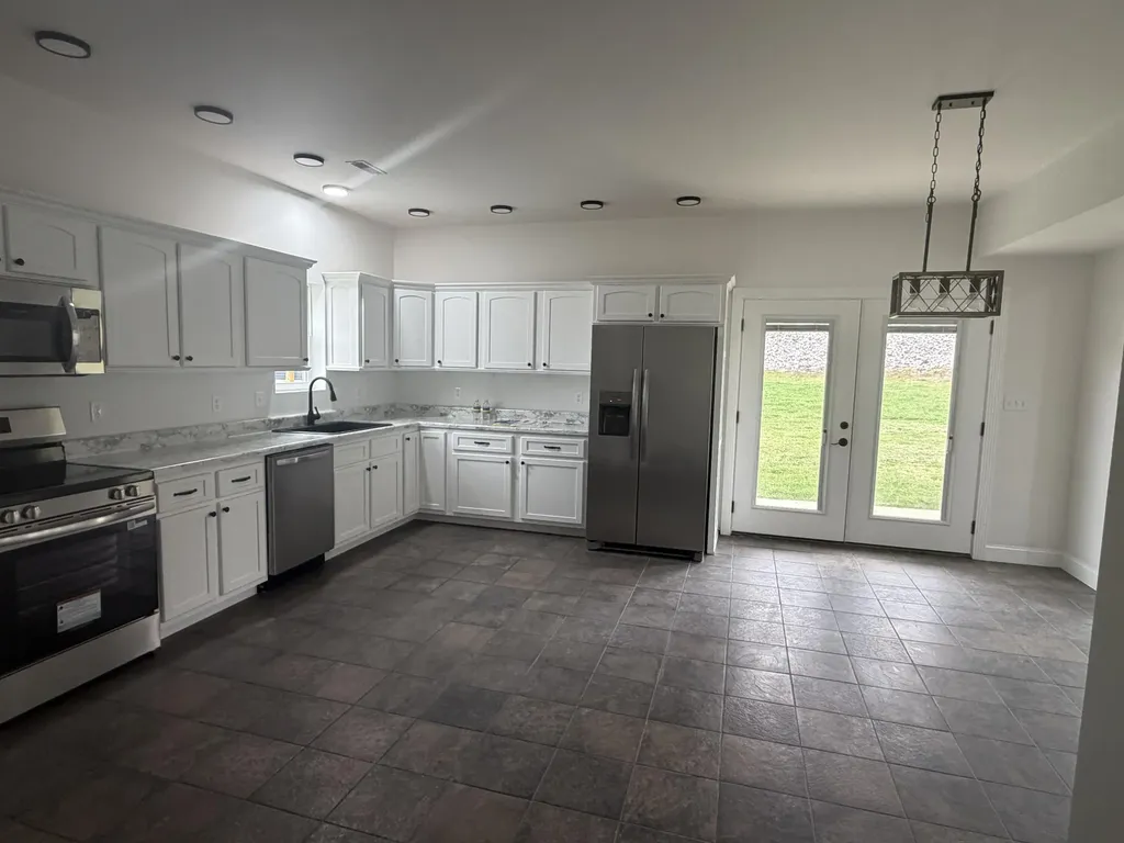 512 Moore Road Williamsburg KY 40769
