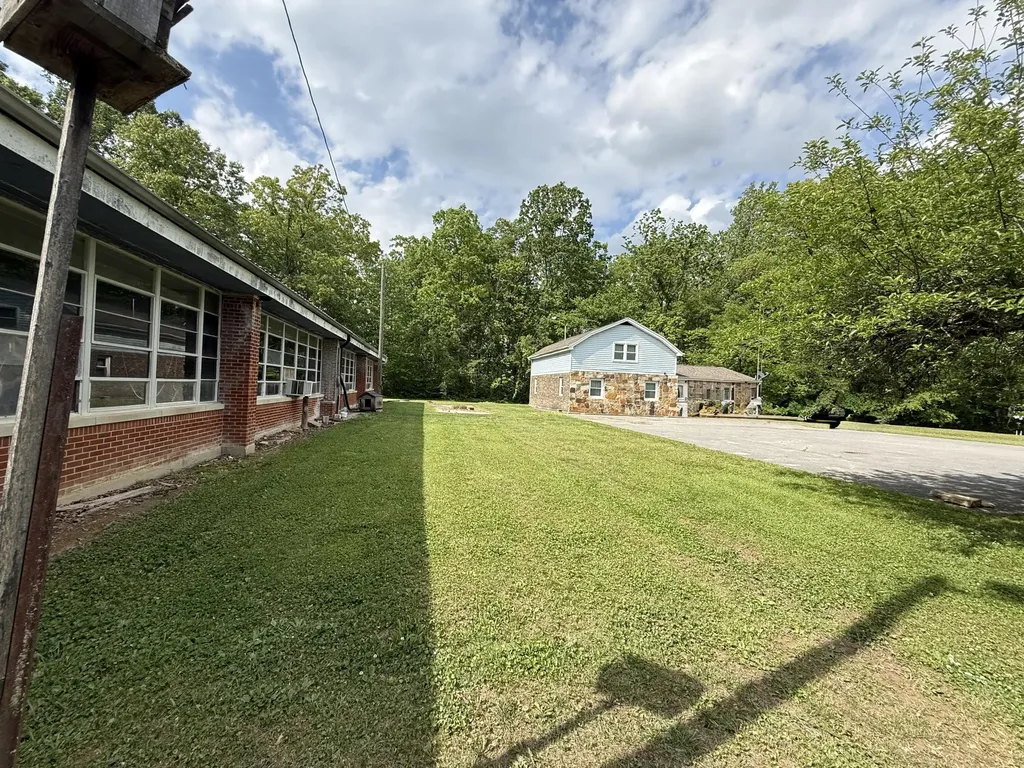 100 Nolan Lane Somerset KY 42501
