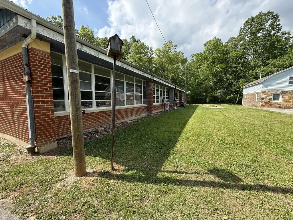 100 Nolan Lane Somerset KY 42501