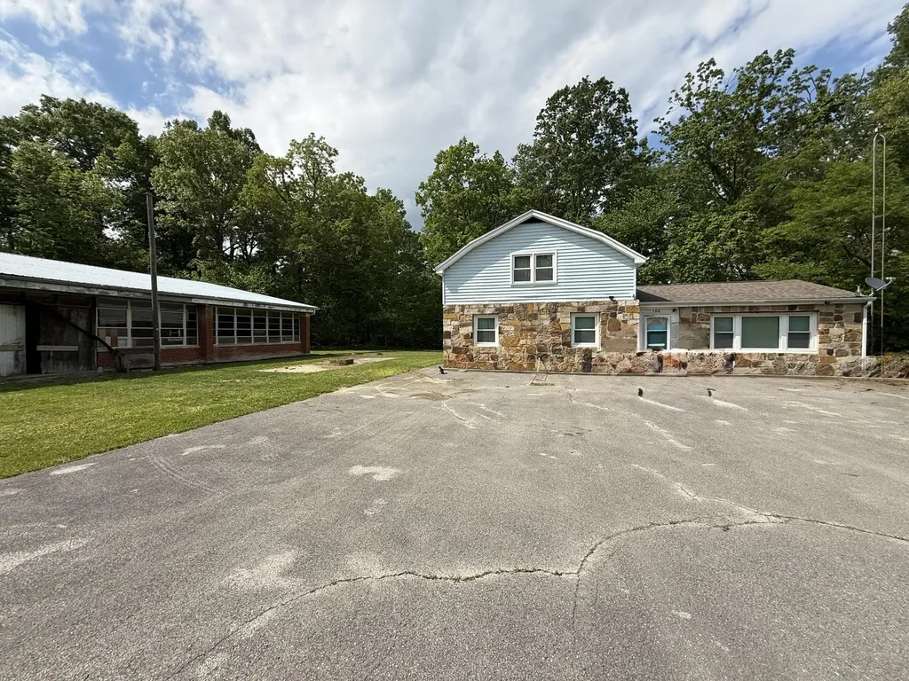 100 Nolan Lane Somerset KY 42501