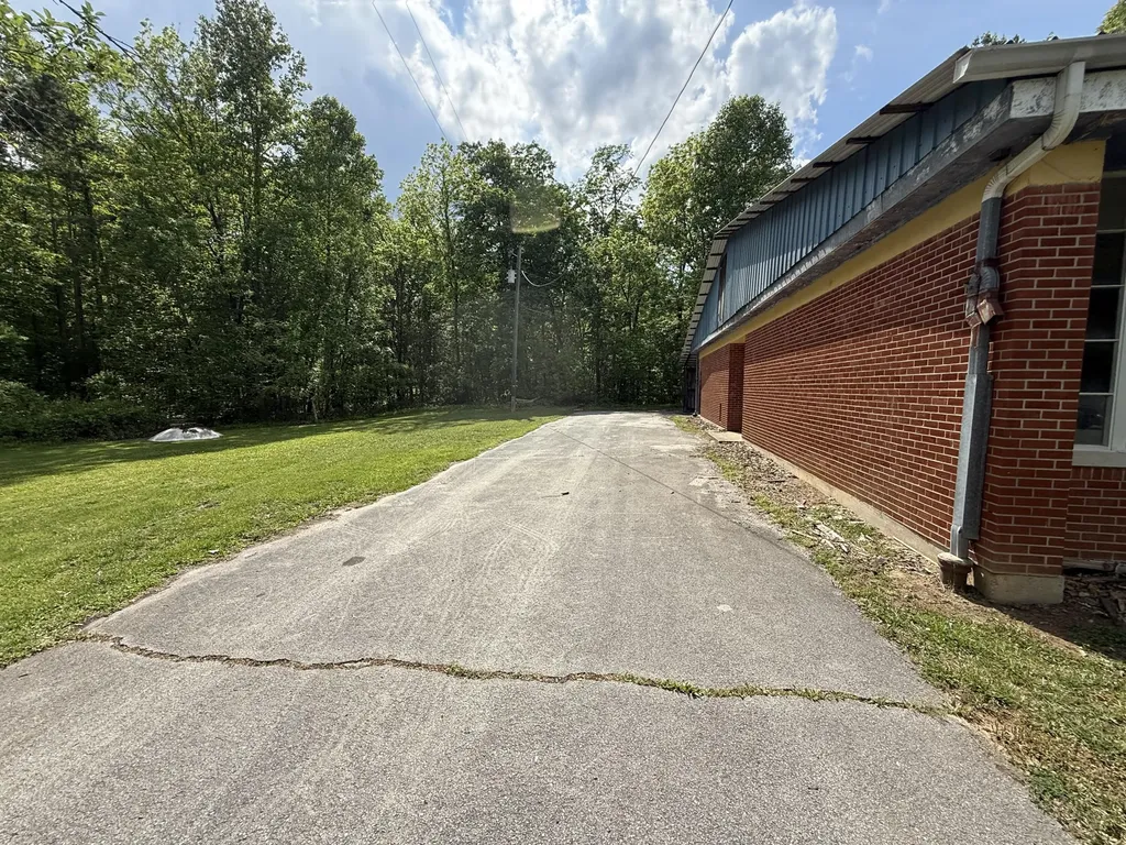 100 Nolan Lane Somerset KY 42501