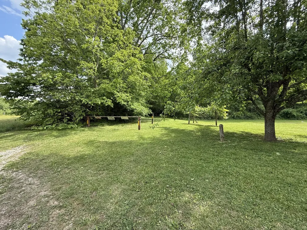 100 Nolan Lane Somerset KY 42501