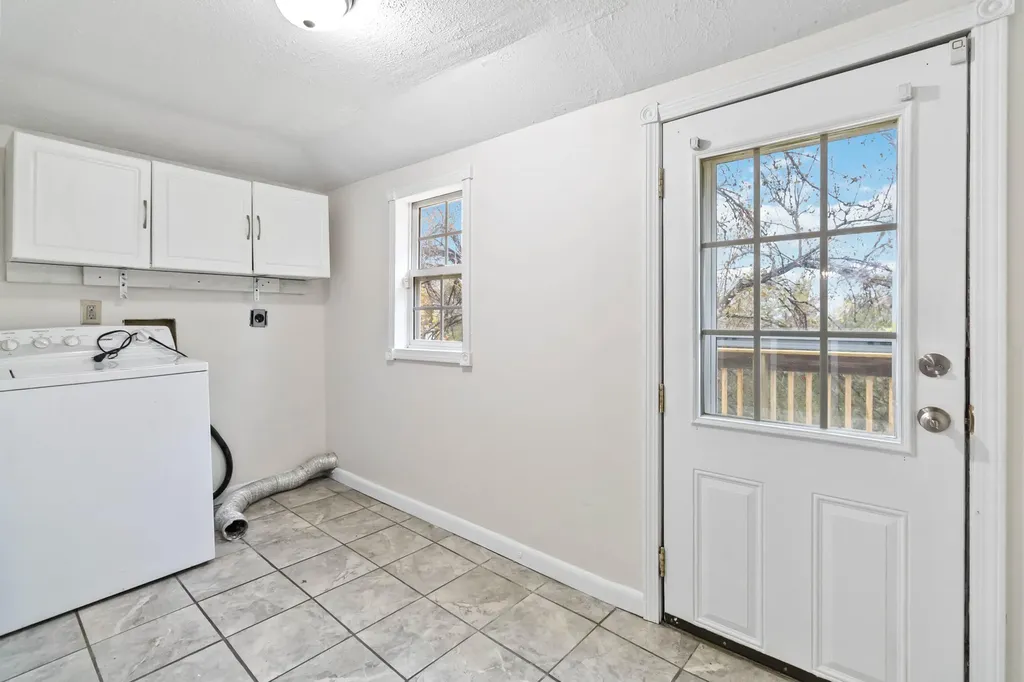 96 Kinne Street Stearns KY 42647