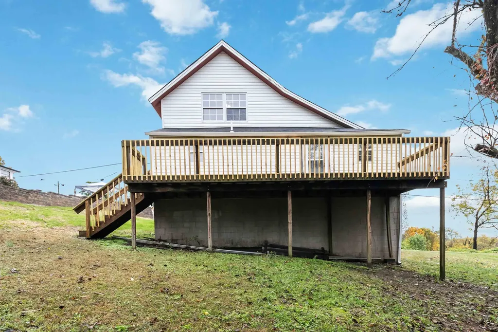 96 Kinne Street Stearns KY 42647