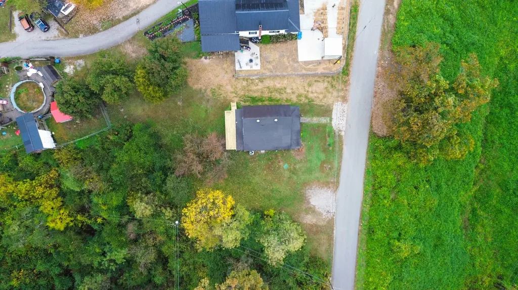 96 Kinne Street Stearns KY 42647