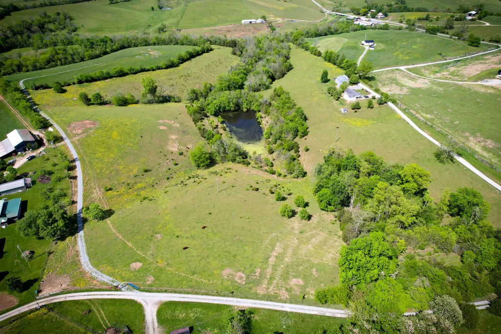 275 Teal Moon Trace Flemingsburg KY 41041