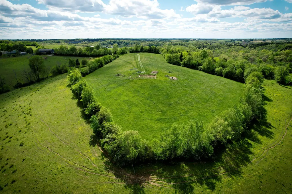275 Teal Moon Trace Flemingsburg KY 41041
