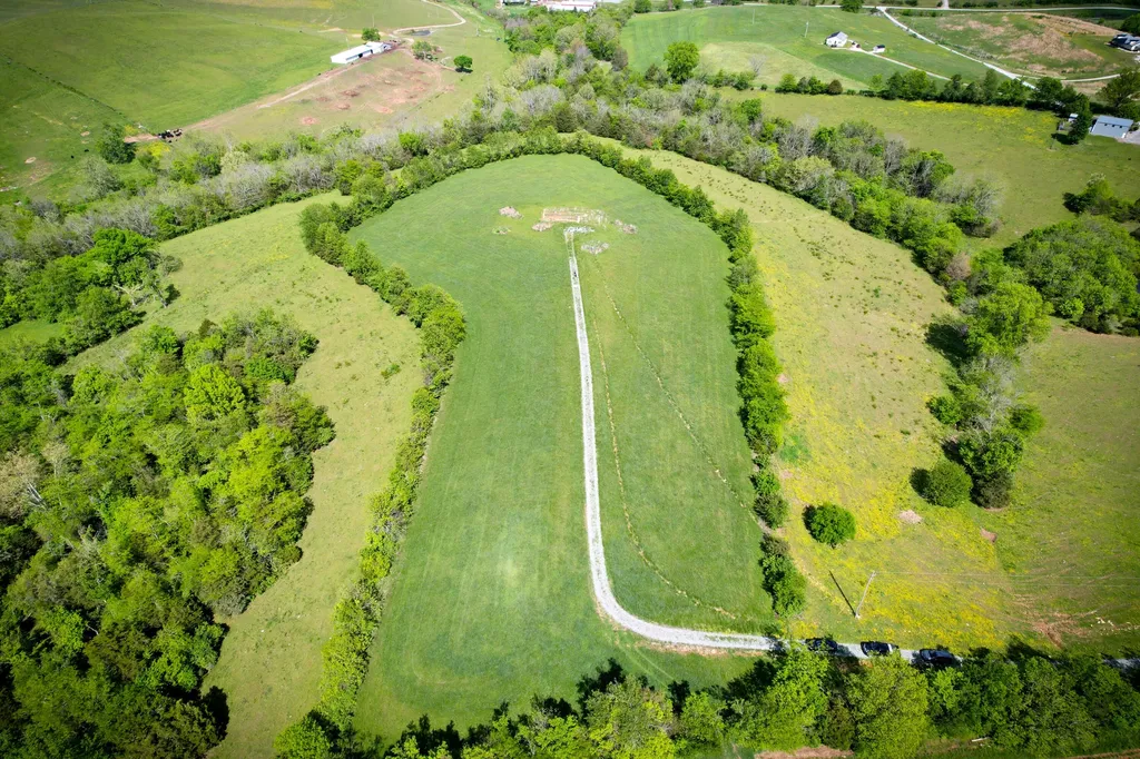 275 Teal Moon Trace Flemingsburg KY 41041