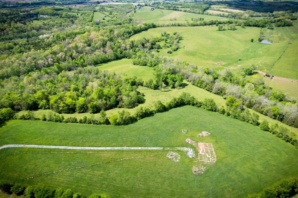 275 Teal Moon Trace Flemingsburg KY 41041