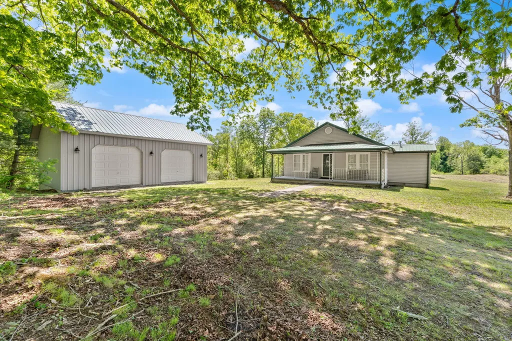 221 Earl Ross Road Stearns KY 42647