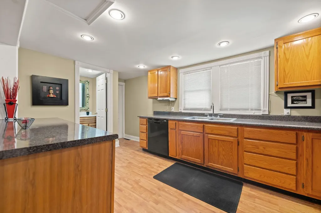 221 Earl Ross Road Stearns KY 42647