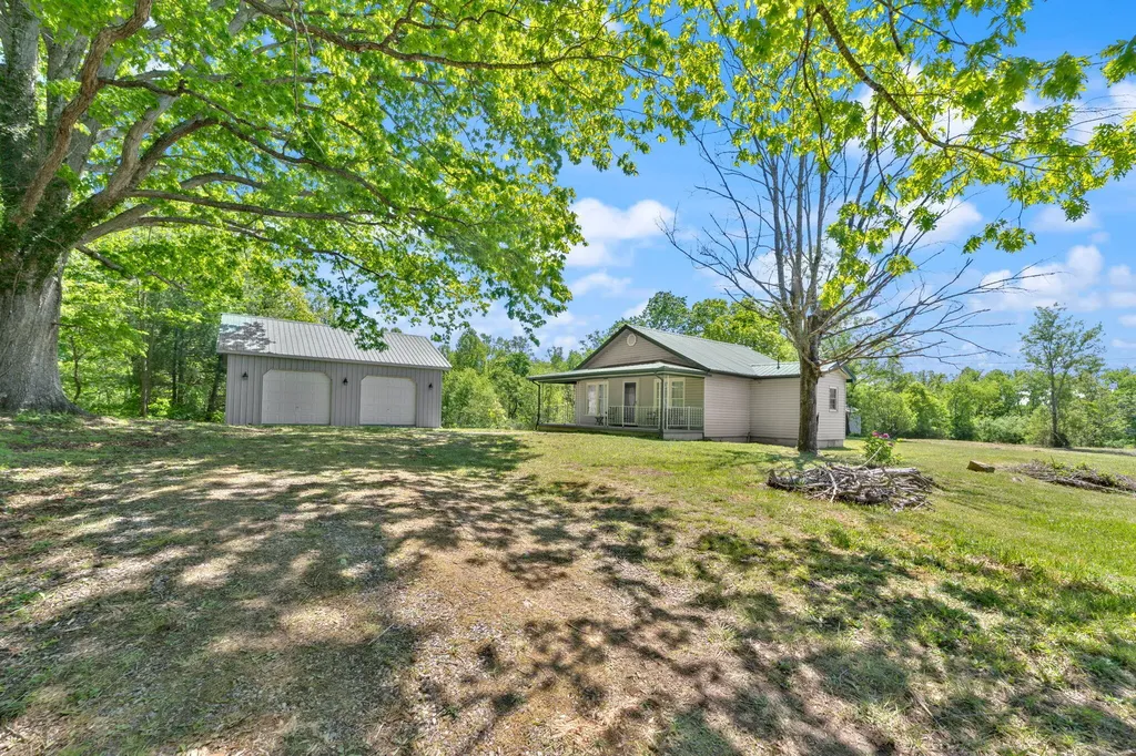 221 Earl Ross Road Stearns KY 42647