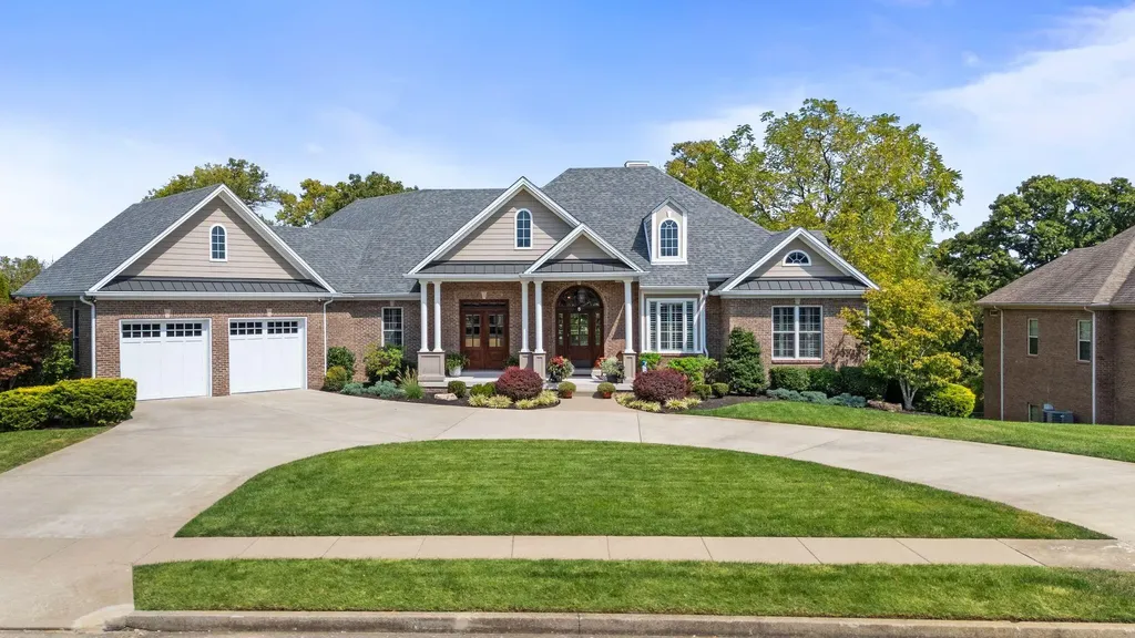613 Old Coach Road Nicholasville KY 40356