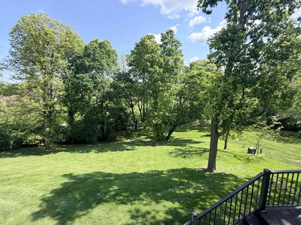 613 Old Coach Road Nicholasville KY 40356