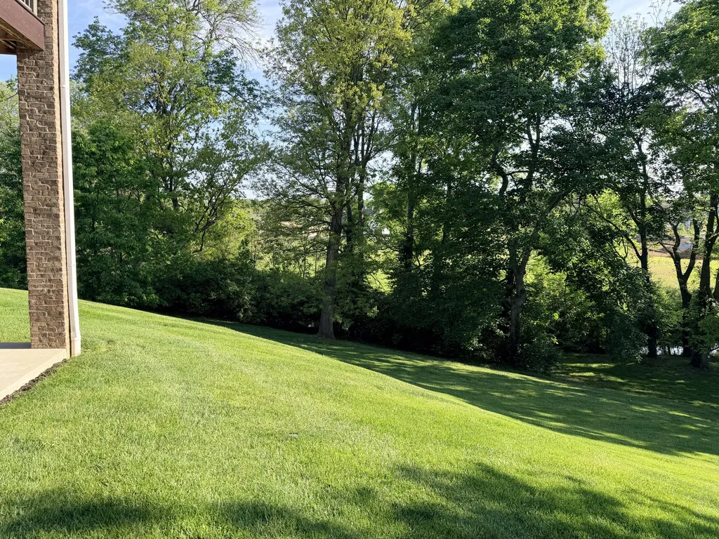 613 Old Coach Road Nicholasville KY 40356