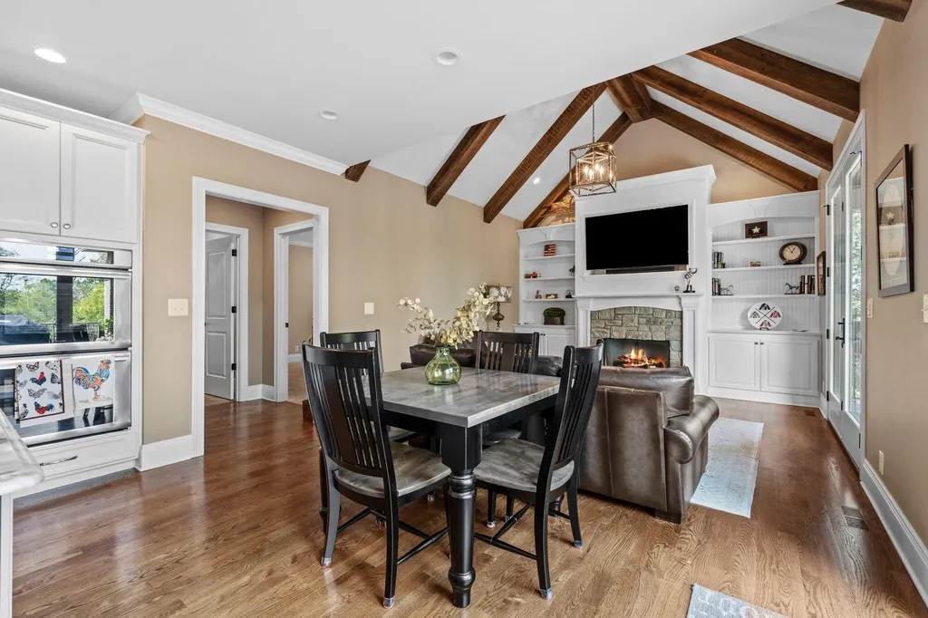 613 Old Coach Road Nicholasville KY 40356