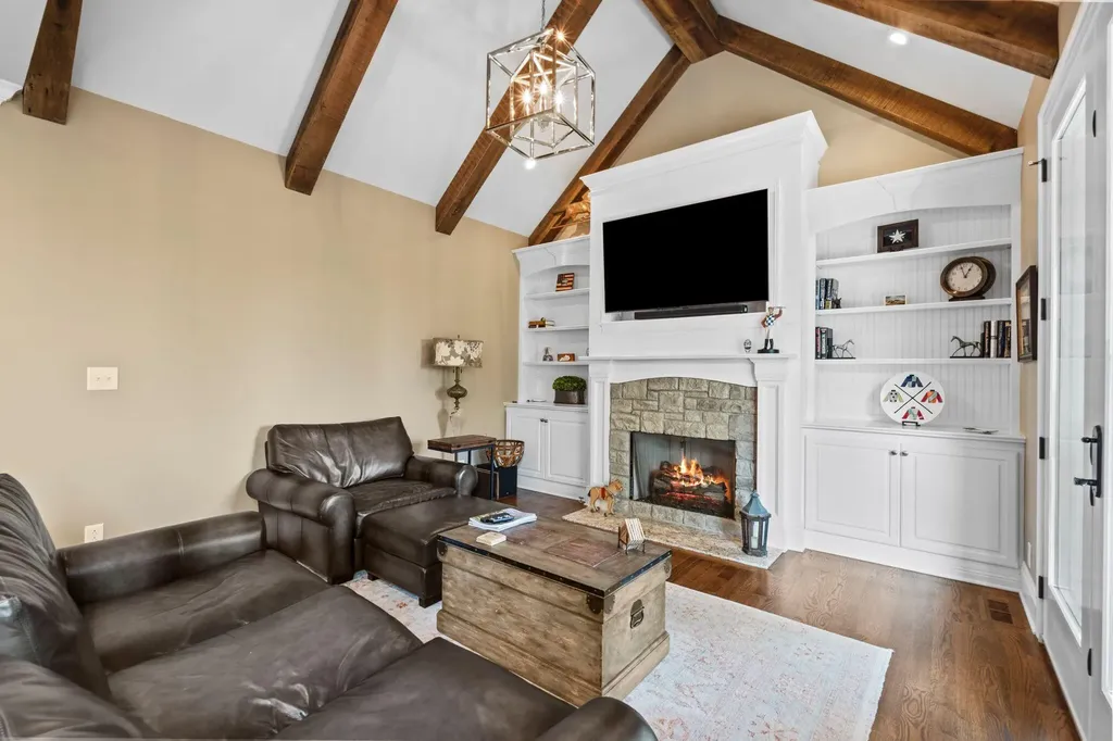 613 Old Coach Road Nicholasville KY 40356