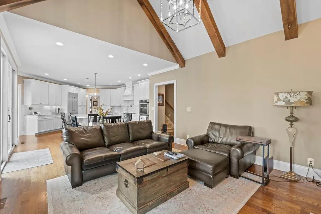613 Old Coach Road Nicholasville KY 40356