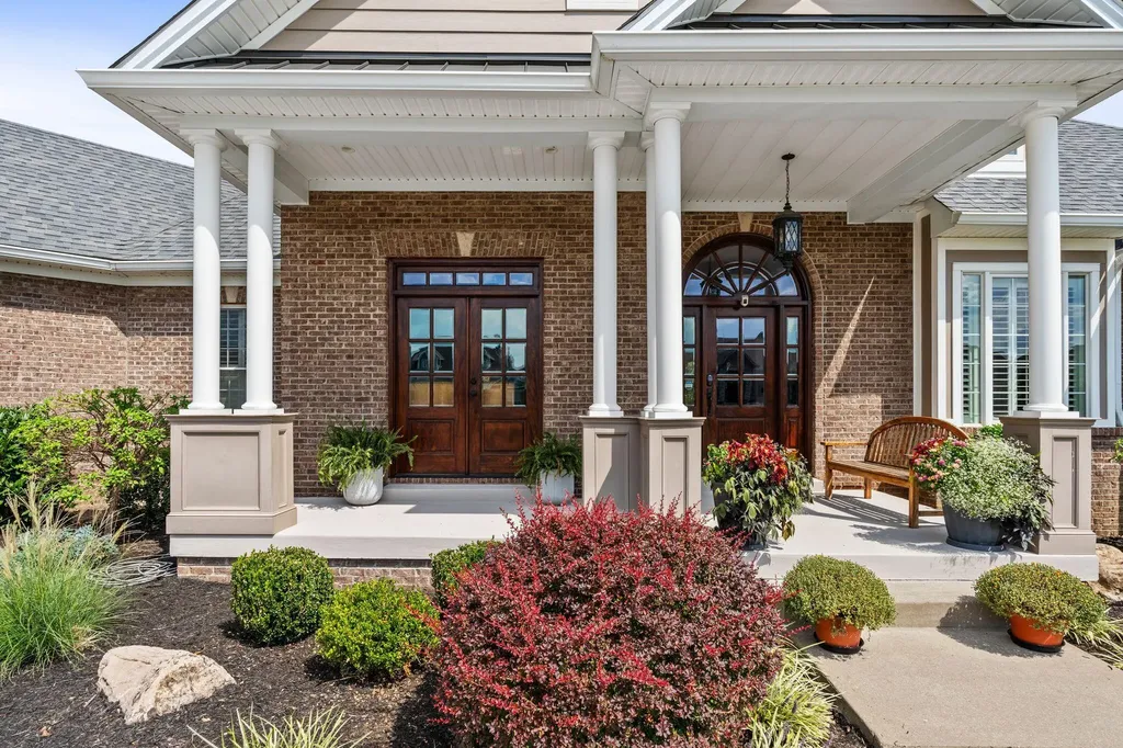 613 Old Coach Road Nicholasville KY 40356