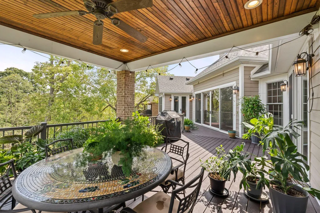 613 Old Coach Road Nicholasville KY 40356