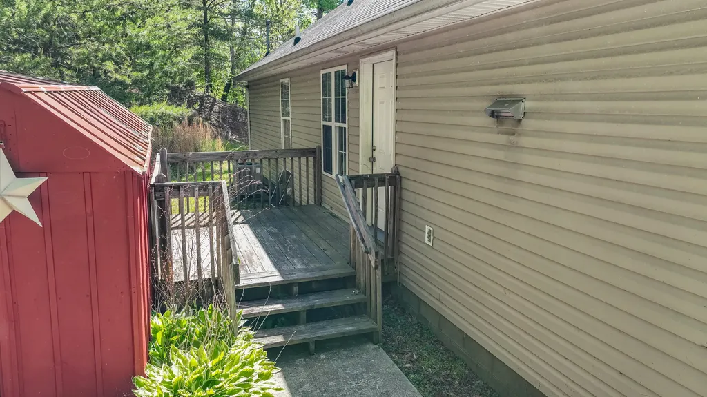 6111 N Wilderness Road Mt Vernon KY 40456