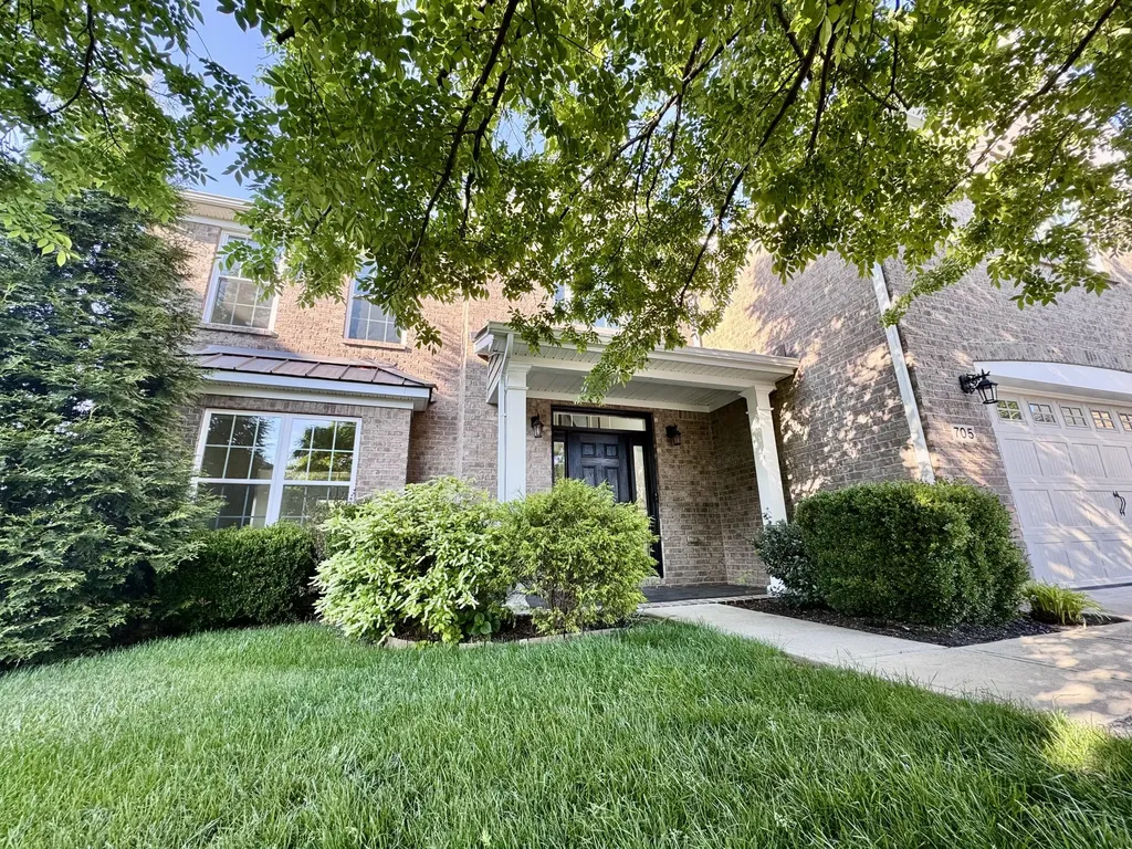 705 Sundollar Cove Lexington KY 40515