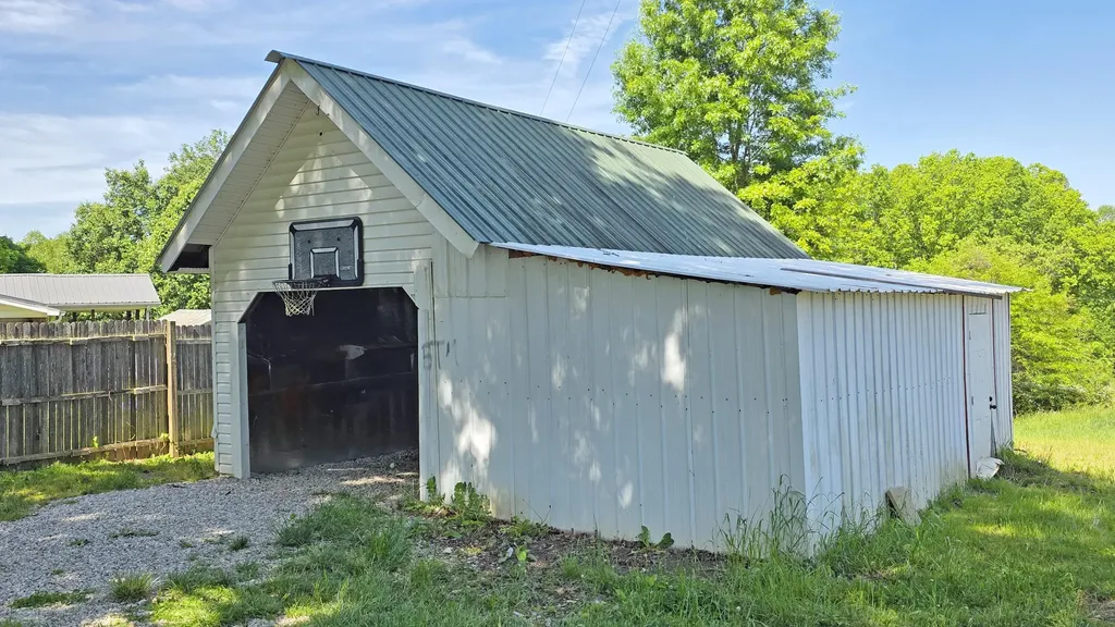 276 Moberly Bend Corbin KY 40701