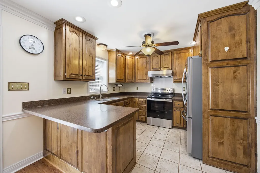 4160 Palmetto Drive Lexington KY 40513