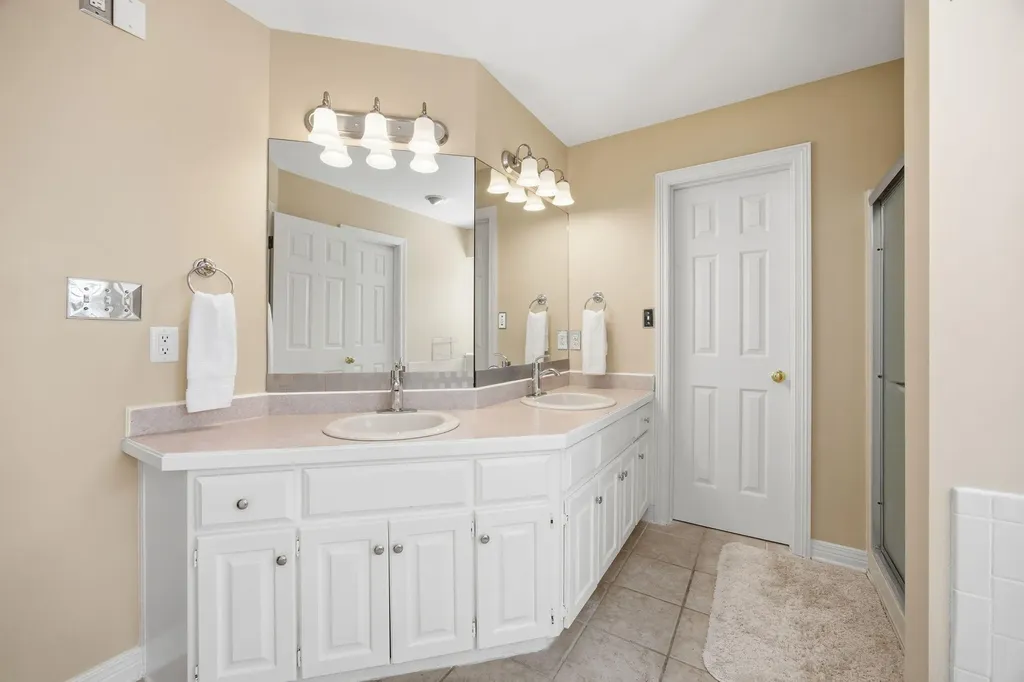 4160 Palmetto Drive Lexington KY 40513