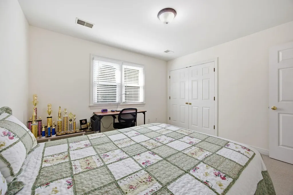 4160 Palmetto Drive Lexington KY 40513