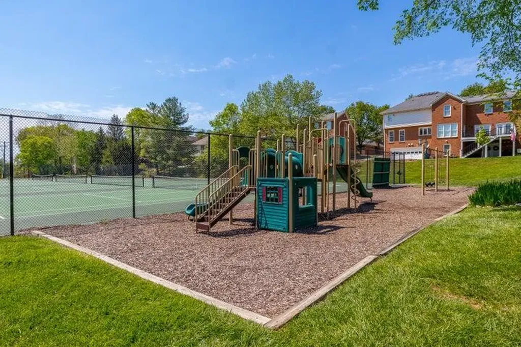 4160 Palmetto Drive Lexington KY 40513