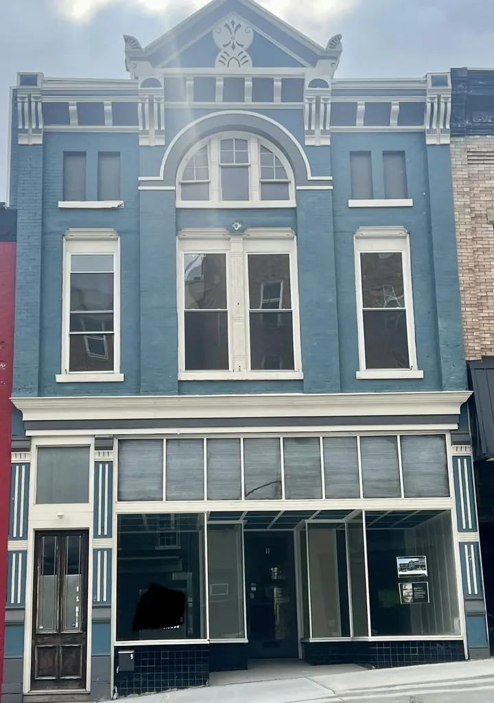 11 S Main Street Winchester KY 40391