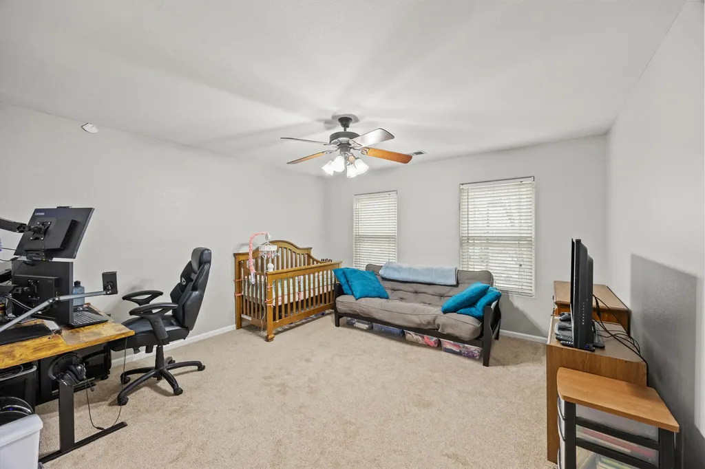 2704 Timber Oaks Lexington KY 40511