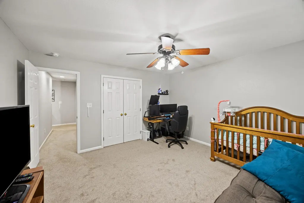 2704 Timber Oaks Lexington KY 40511