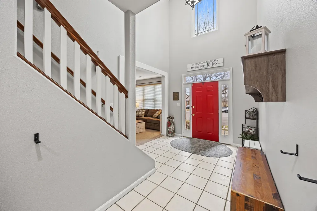 2704 Timber Oaks Lexington KY 40511