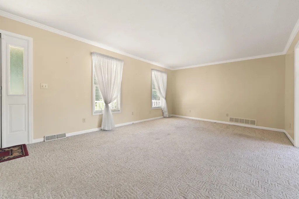 1213 Spann Hill Road Monticello KY 42633